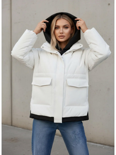 Белая демисезонная куртка с накладными карманами OffCold фото 3
