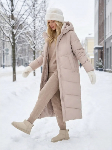 Пудровый пуховик длинный с капюшоном OffCold фото 17