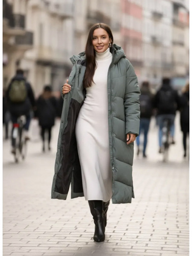 Зеленый пуховик длинный с капюшоном OffCold фото 4