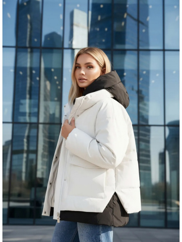 Белая демисезонная куртка с накладными карманами OffCold фото 14