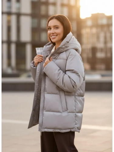 Светло-серая утепленная куртка с капюшоном удлиненная OffCold фото 6