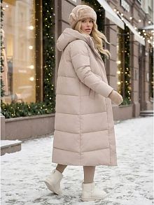 Пудровый пуховик длинный с капюшоном OffCold