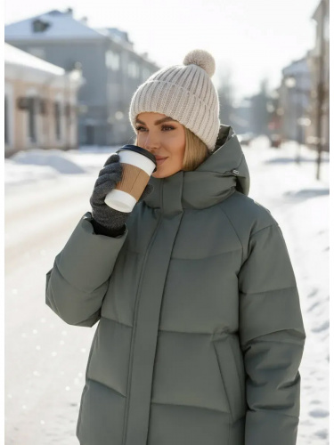 Оливковая утепленная куртка с капюшоном удлиненная OffCold фото 3