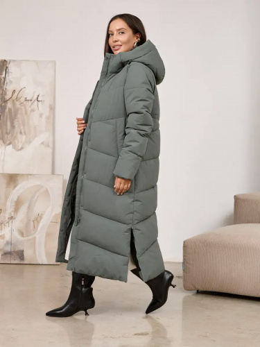 Зеленый пуховик длинный с капюшоном OffCold фото 14