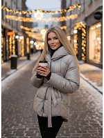 Светло-серая зимняя куртка с капюшоном OffCold